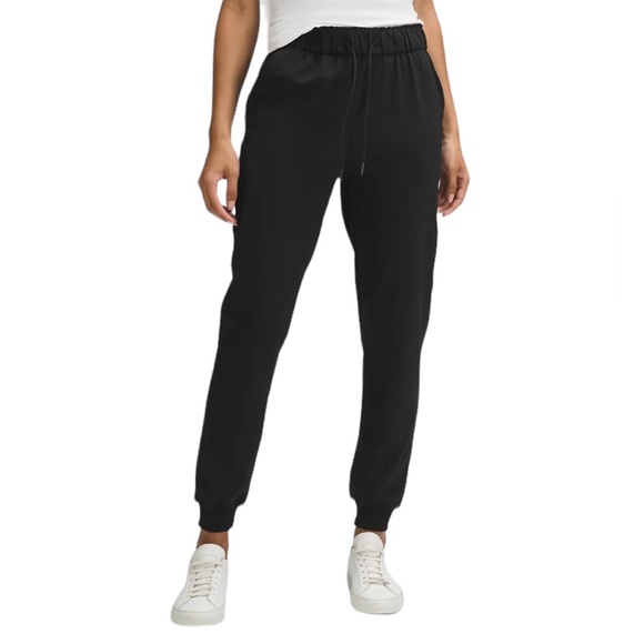 lululemon athletica Pants - Lululemon Women High-Rise Keep Moving Jogger Black W5CV4S LUXTREME SZ 4